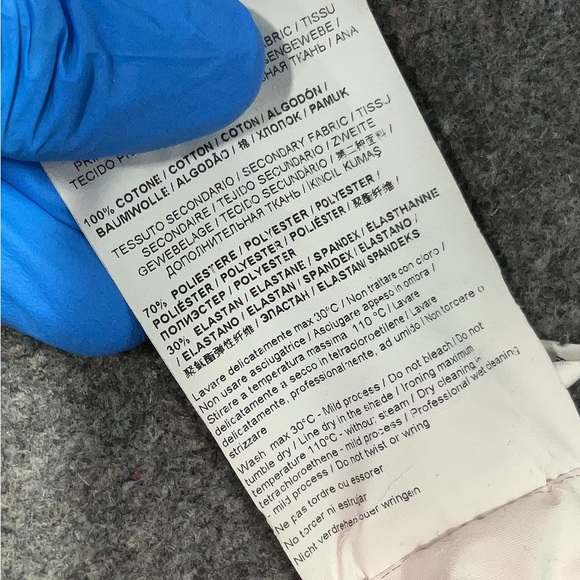 Versace Jeans Collection Black and Pink Crewneck Sweater
Size M - Picture 5 of 6